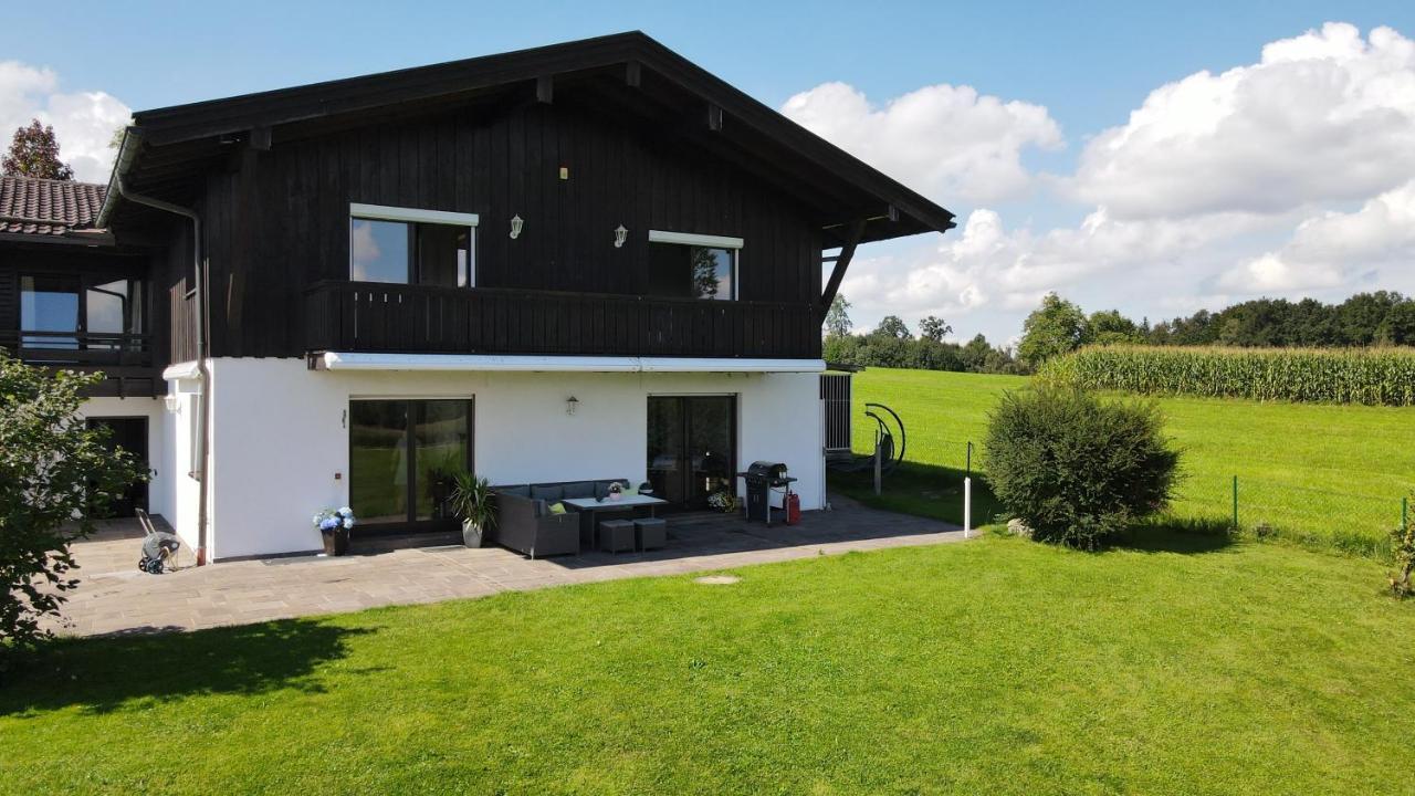 Schoenes Ferienhaus Am Herrenberg Prien am Chiemsee Buitenkant foto